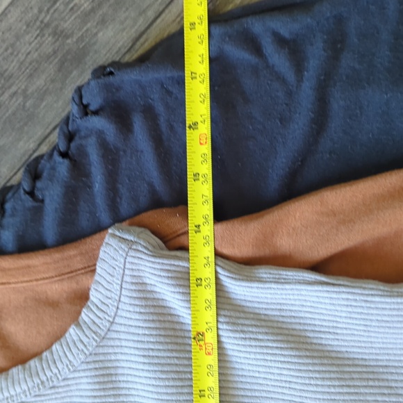 Tank top bundle - Picture 12 of 12